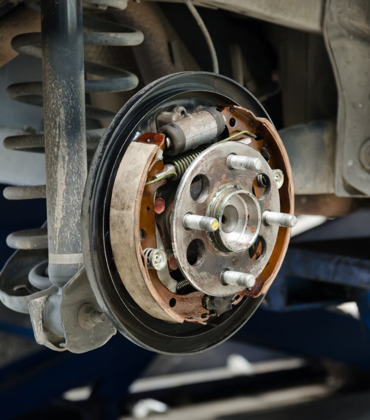 Skilled Technicians Providing Drum Skimming Service in Abu Dhabi