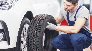 About Affordable Tyres Vs Premium Tyres: Know The Difference