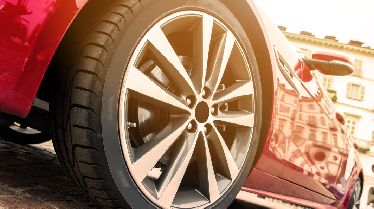 Drive with Confidence: Top Ten Tyre Maintenance Tips for Safe Driving in UAE