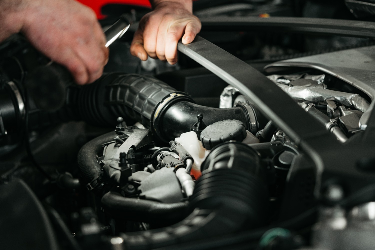 Engine Cooling System Maintenance: A Must For UAE Drivers