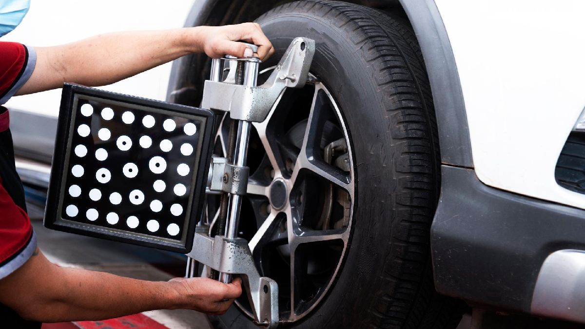 The Importance Of Wheel Alignment & Balancing For Safe Driving