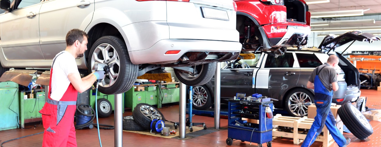 Understanding How DWB Tyres Works: From Order To Installation