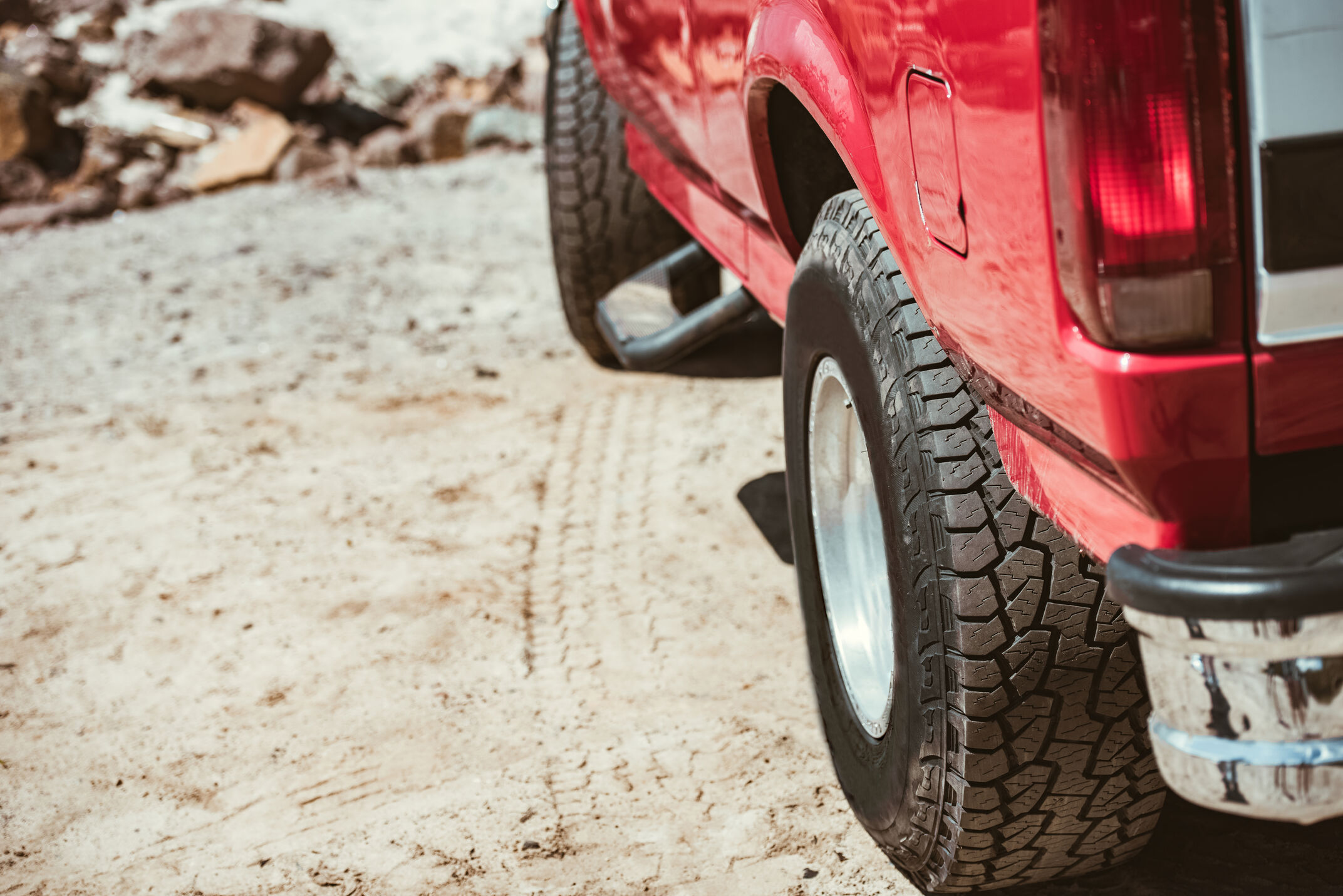 How DWB Tyres’ Suspension Repairs Support Abu Dhabi’s Off-Road Adventures?